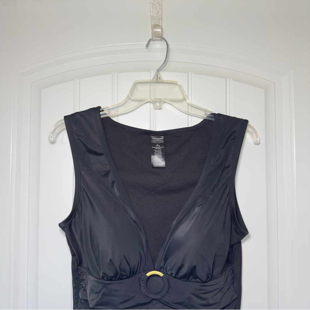Embrace Your Curves Miraclesuit Brand XL Black Amelia O Ring 1 Piece Swimsuit - Picture 5 of 8